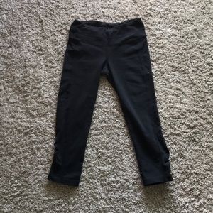 Athleta cropped yoga leggings with ruching